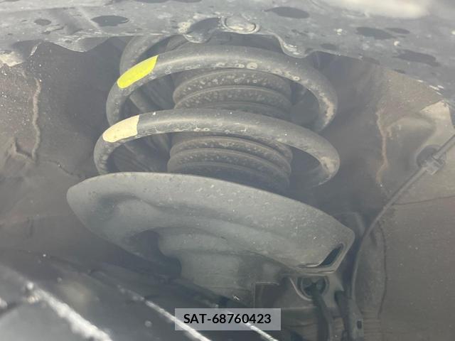 Toyota PRIUS 2017-09 8853913-19