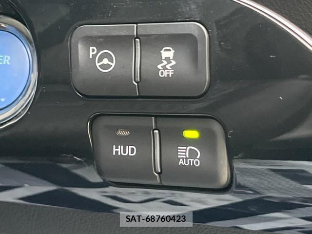 Toyota PRIUS 2017-09 8853913-5