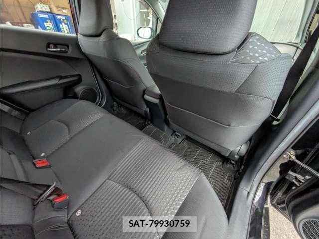 Toyota PRIUS 2016-06 8853956-12