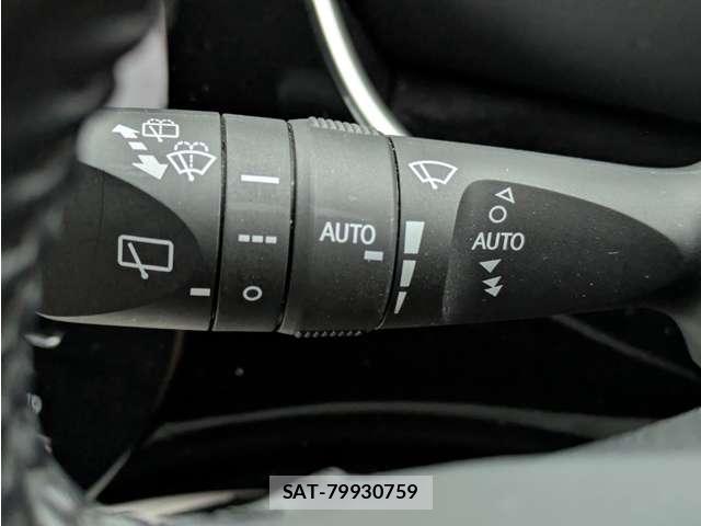 Toyota PRIUS 2016-06 8853956-19
