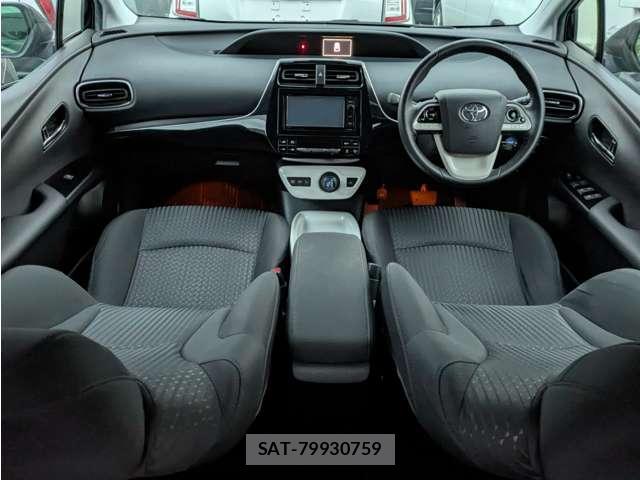 Toyota PRIUS 2016-06 8853956-2
