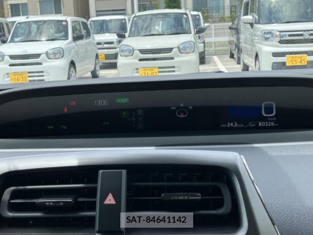 Toyota PRIUS 2021-08 8853966-12