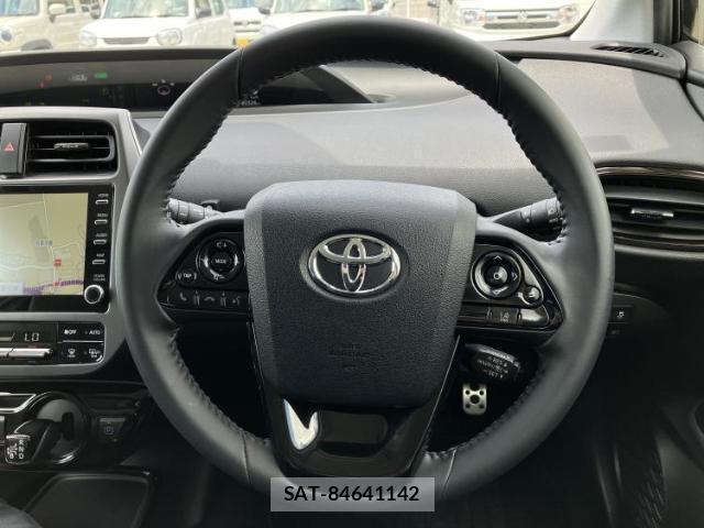 Toyota PRIUS 2021-08 8853966-13