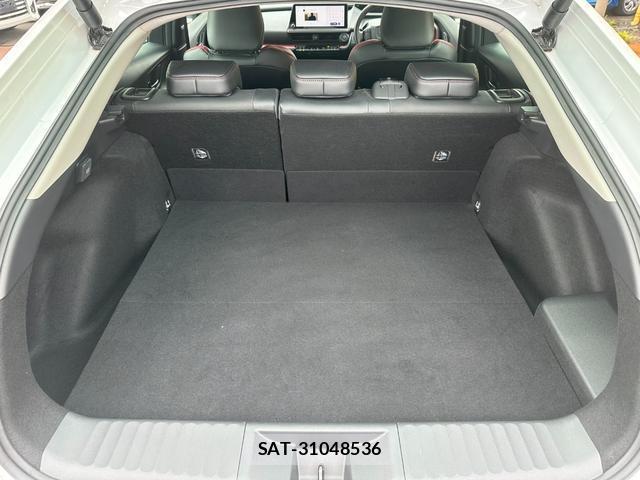 Toyota PRIUS 2023-04 8854077-14