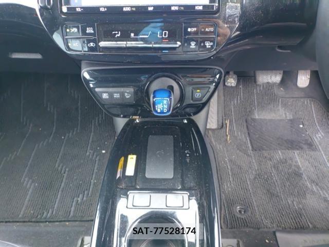 Toyota PRIUS 2019-09 8854134-11