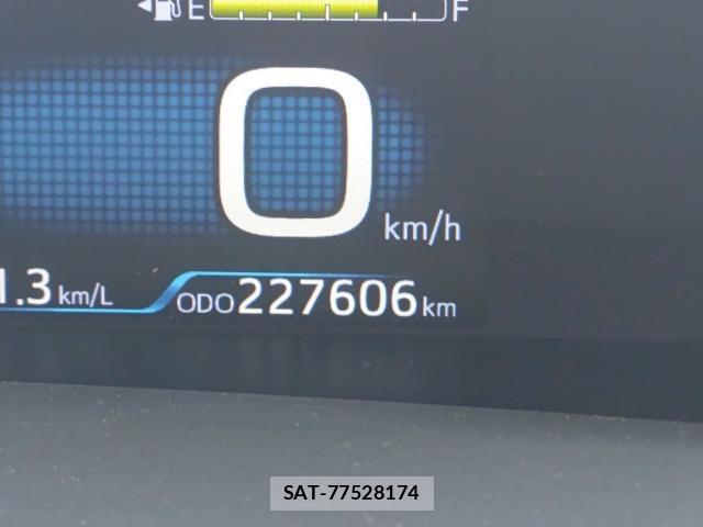 Toyota PRIUS 2019-09 8854134-9