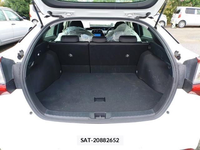 Toyota PRIUS 2021-09 8854181-7
