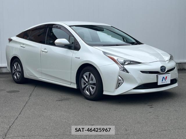 Toyota PRIUS 2016-07 8854303-15