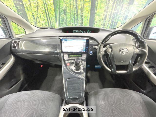 Toyota PRIUS 2014-03 8854336-1