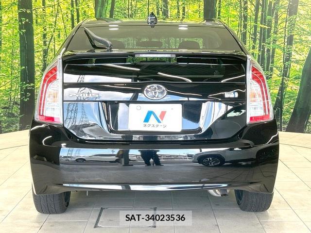 Toyota PRIUS 2014-03 8854336-14