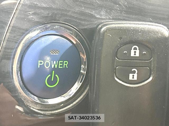 Toyota PRIUS 2014-03 8854336-6