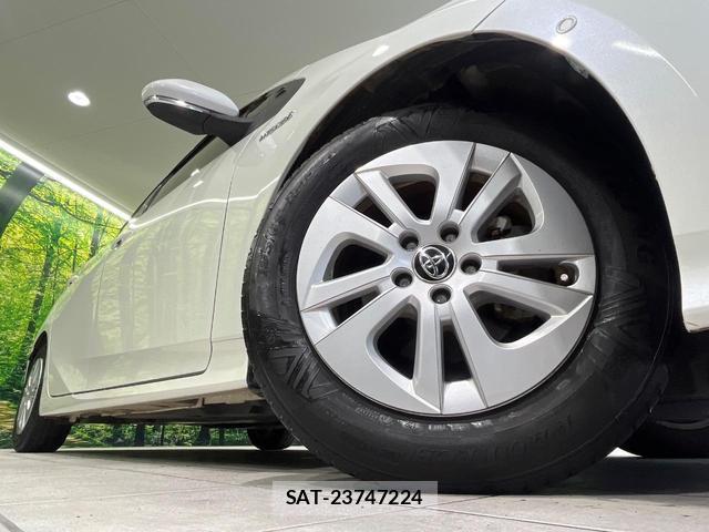 Toyota PRIUS 2017-03 8854519-12