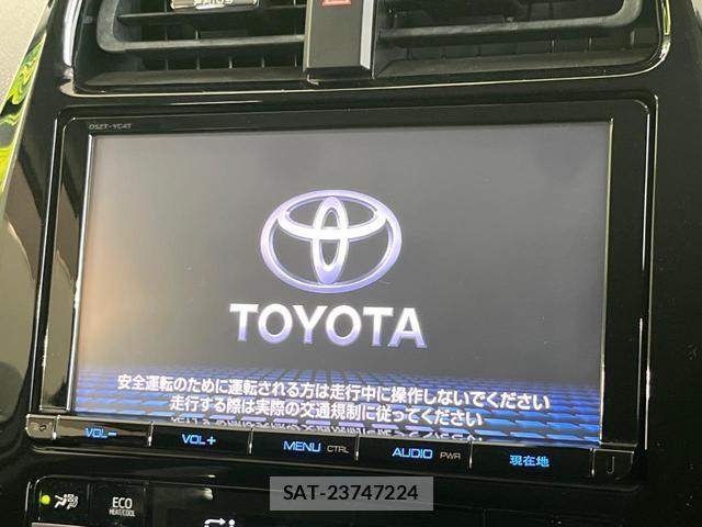 Toyota PRIUS 2017-03 8854519-2