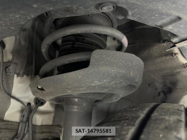 Toyota PRIUS 2025-07 8854522-19