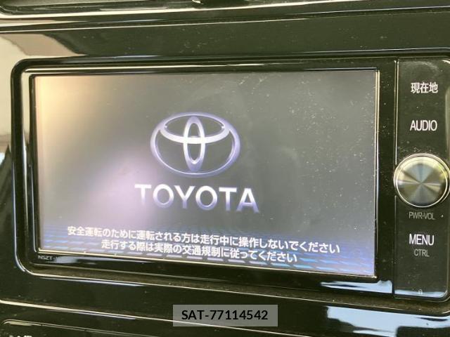 Toyota PRIUS 2018-03 8854598-8