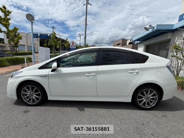 Toyota PRIUS 2011-11 8854720-8