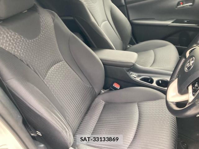 Toyota PRIUS 2017-09 8854743-11