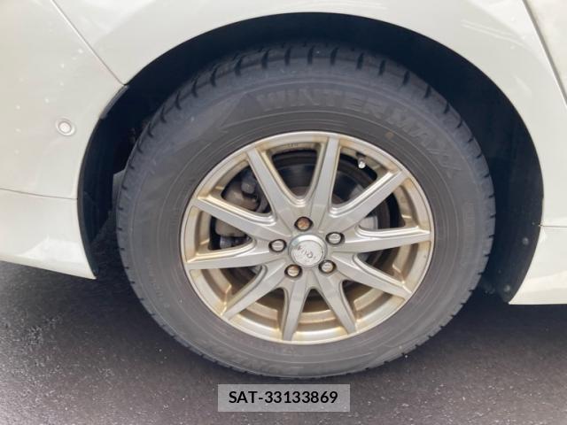 Toyota PRIUS 2017-09 8854743-3