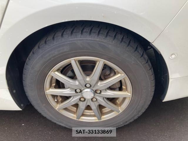 Toyota PRIUS 2017-09 8854743-4