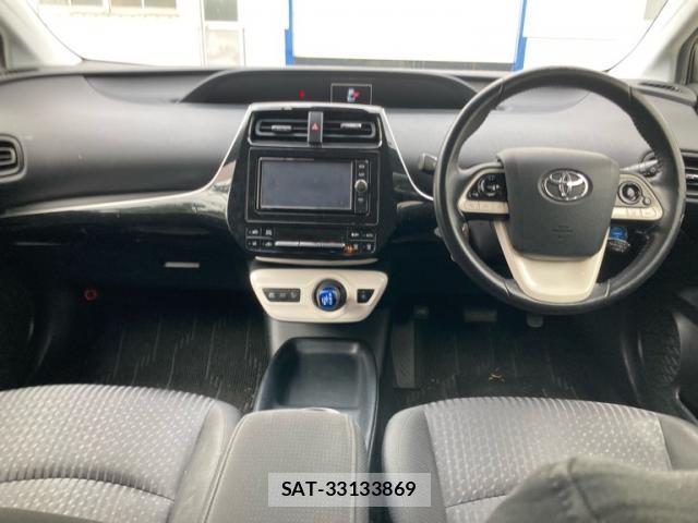 Toyota PRIUS 2017-09 8854743-8