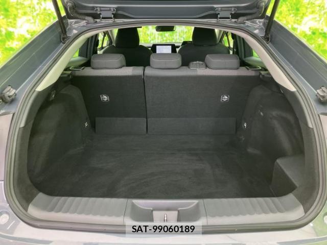Toyota PRIUS 2023-02 8854775-7