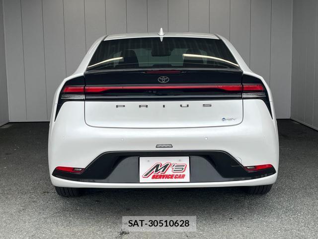 Toyota PRIUS 2023-06 8854786-9
