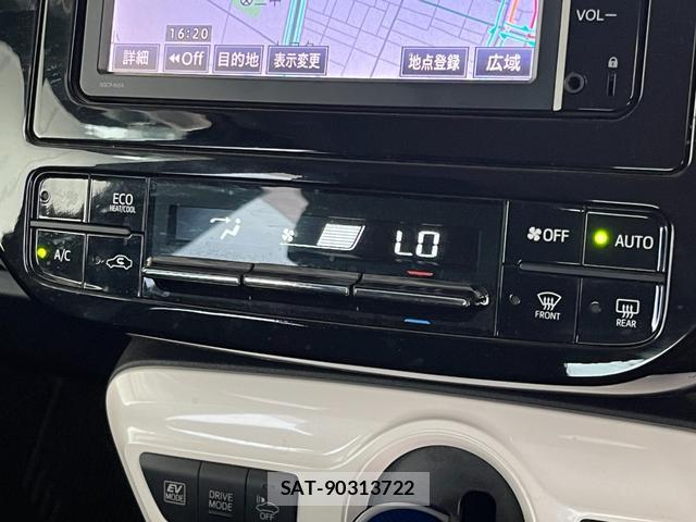 Toyota PRIUS 2016-04 8854796-15