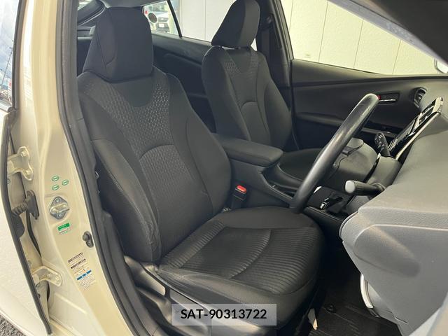 Toyota PRIUS 2016-04 8854796-5