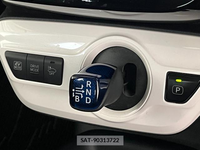 Toyota PRIUS 2016-04 8854796-7