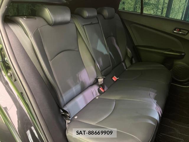 Toyota PRIUS 2021-09 8854901-8