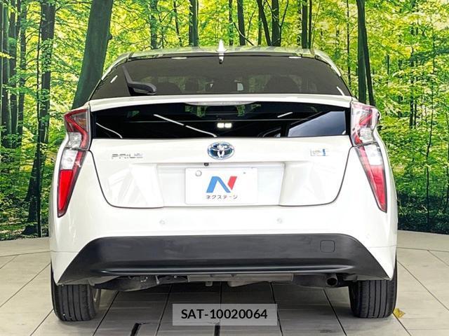 Toyota PRIUS 2018-02 8854974-14