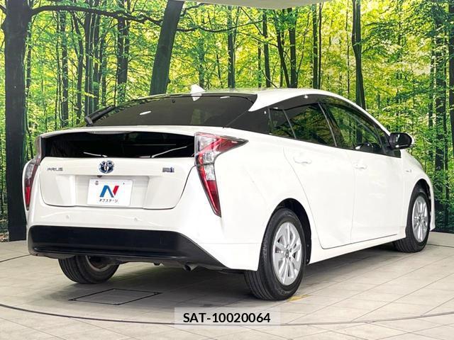 Toyota PRIUS 2018-02 8854974-16