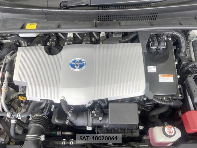 Toyota PRIUS 2018-02 8854974-17