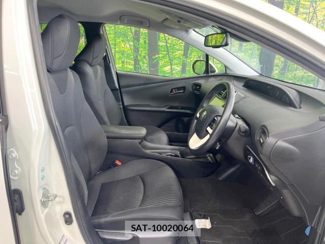 Toyota PRIUS 2018-02 8854974-7
