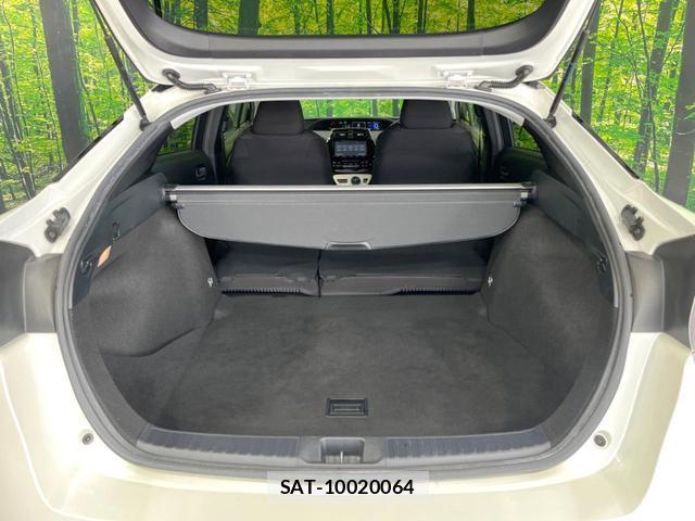 Toyota PRIUS 2018-02 8854974-9