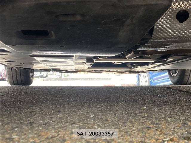 Toyota PRIUS 2021-10 8854981-16