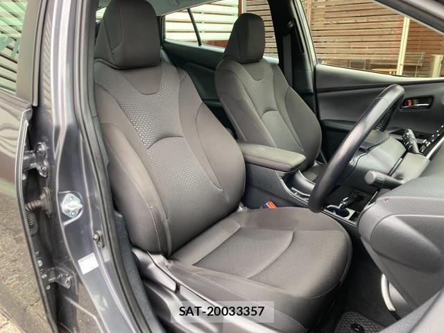 Toyota PRIUS 2021-10 8854981-18