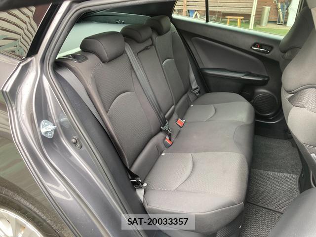 Toyota PRIUS 2021-10 8854981-19