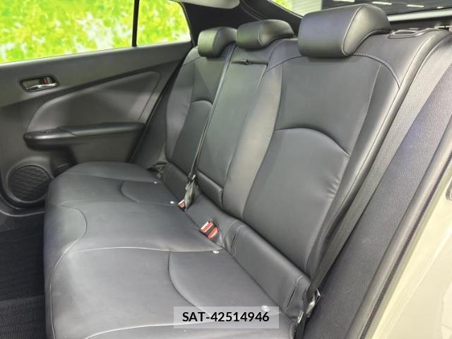 Toyota PRIUS 2019-04 8855158-6