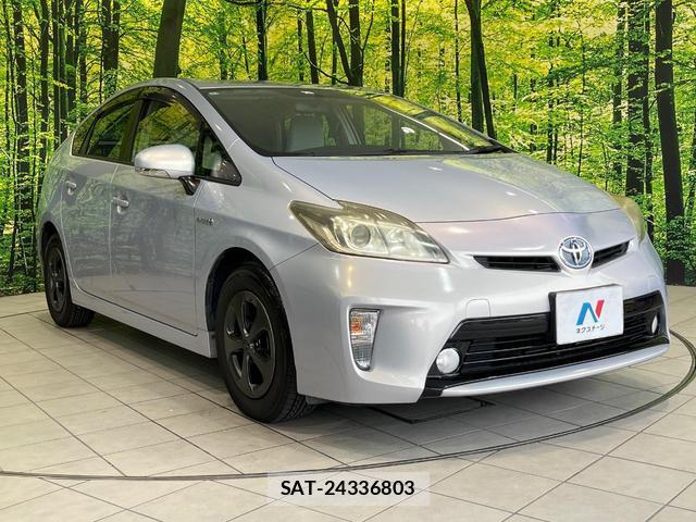 Toyota PRIUS 2012-03 8855189-15