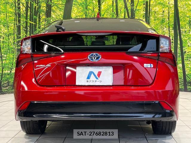 Toyota PRIUS 2019-03 8855190-14