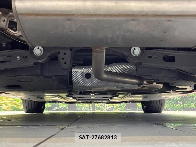 Toyota PRIUS 2019-03 8855190-19