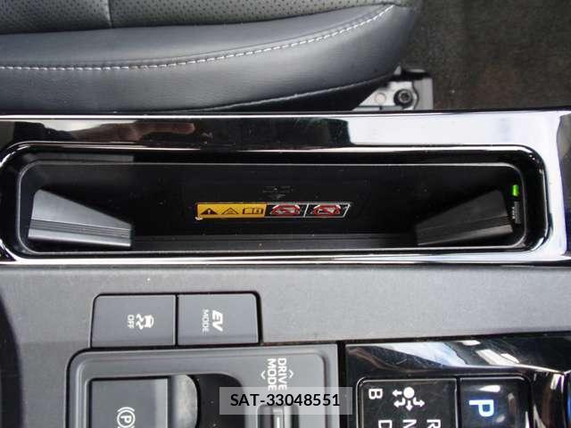 Toyota PRIUS 2023-07 8855208-11