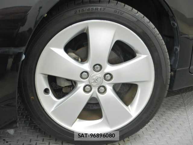 Toyota PRIUS 2012-11 8855237-14