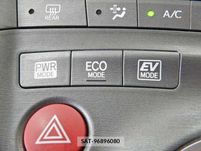 Toyota PRIUS 2012-11 8855237-4