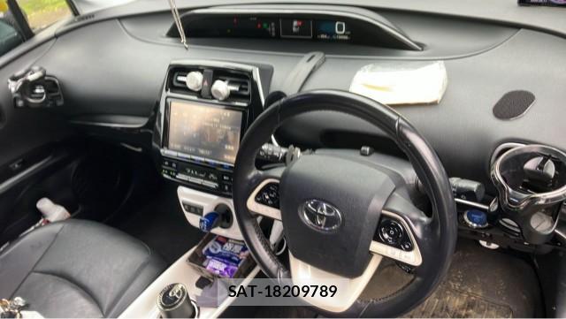 Toyota PRIUS 2017-07 8855343-2