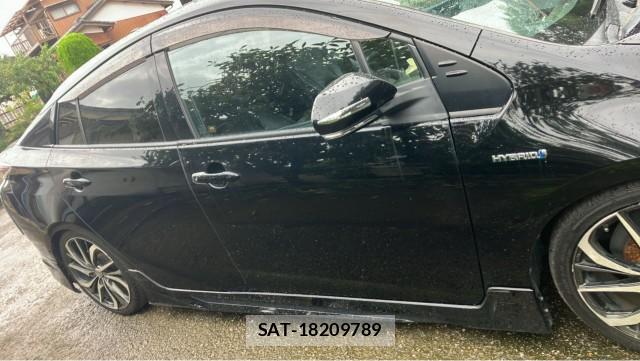 Toyota PRIUS 2017-07 8855343-3