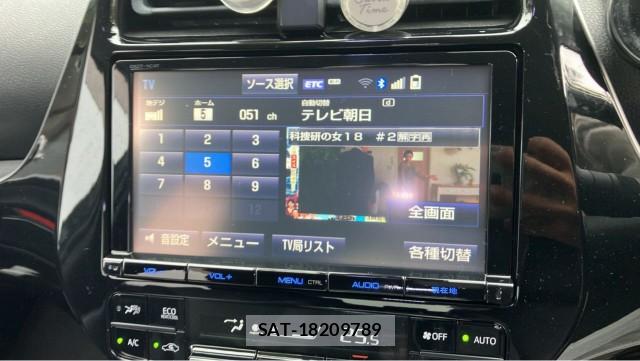 Toyota PRIUS 2017-07 8855343-4