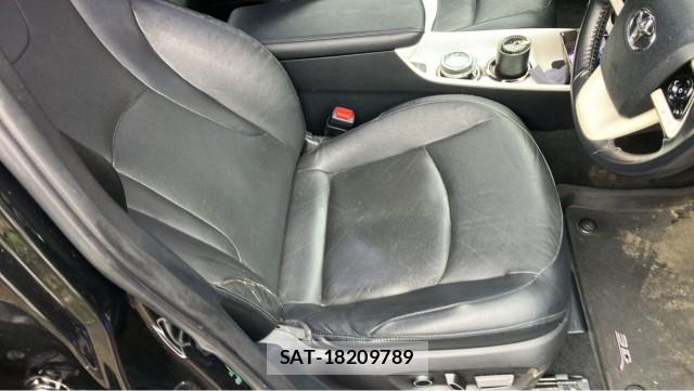 Toyota PRIUS 2017-07 8855343-5