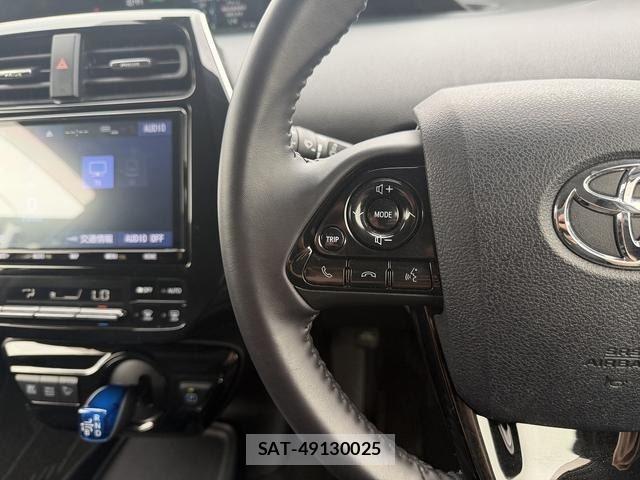 Toyota PRIUS 2019-11 8855454-12